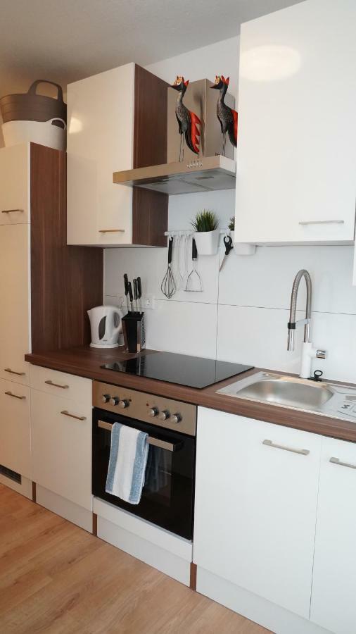 Apartment 900M To Exhibition Dusseldorf Exterior photo